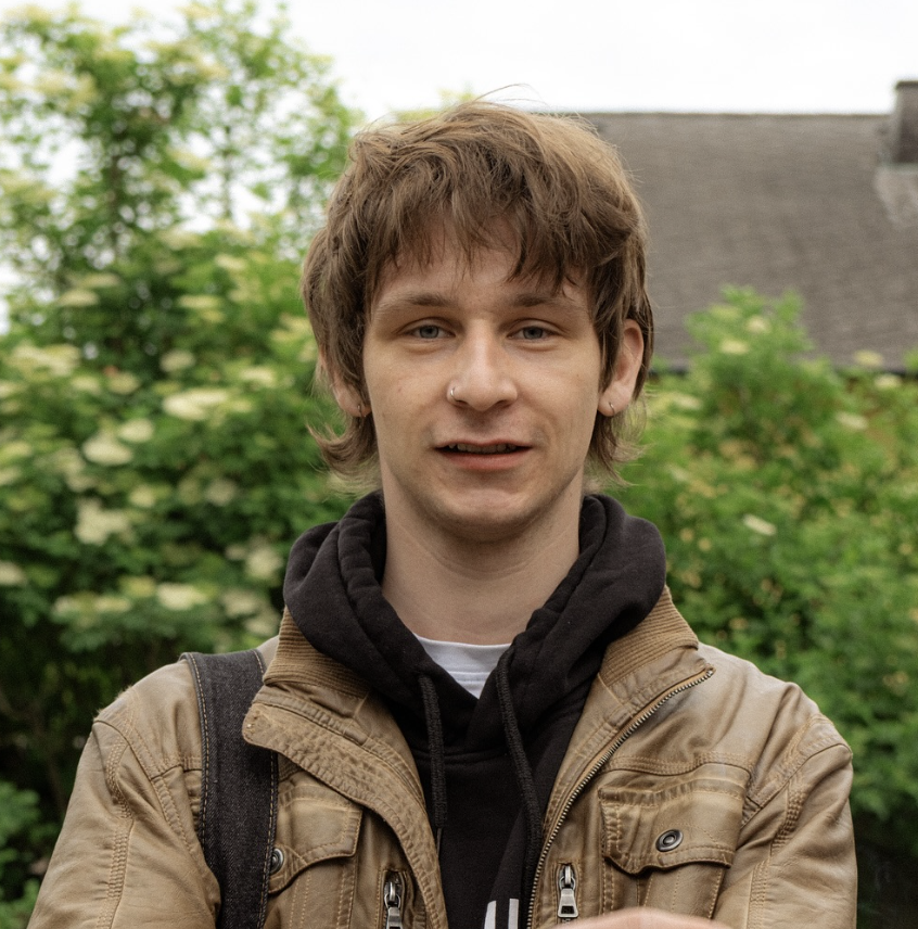 Porträt von Jannis Naumann